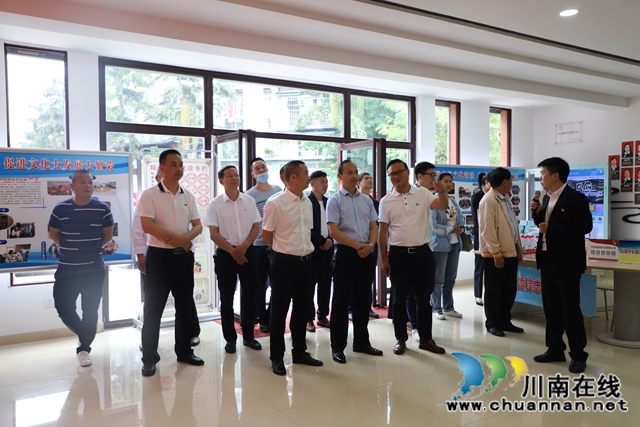 自贡富顺县邓井关街道到泸县玉蟾街道考察党群服务中心亲民化改造暨村集体经济发展工作(图10)