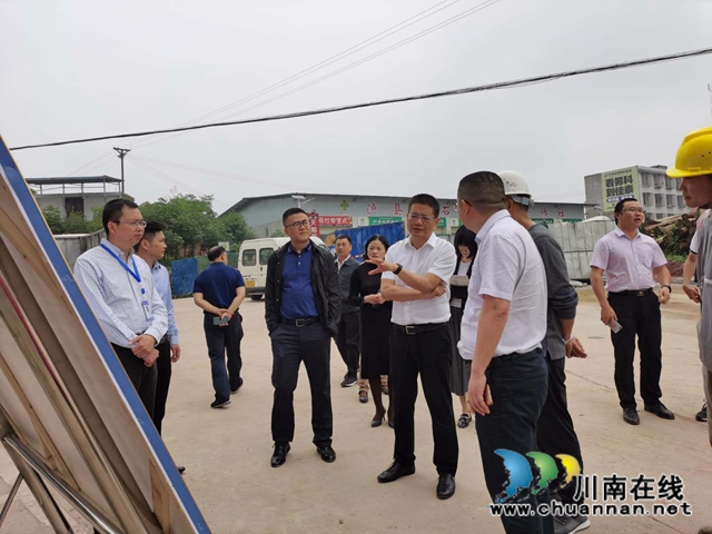 梁中元督导泸县龙溪河河长制工作