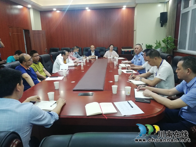 江阳区茜草街道召开校园周边交通安全工作会议(图2) 江阳区茜草街道召开校园周边交通安全工作会议(图2)