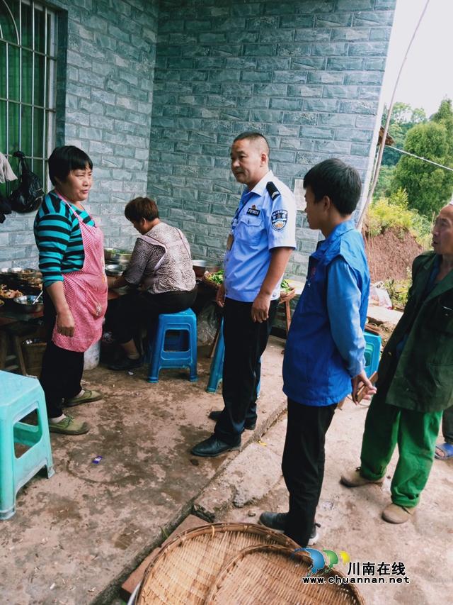 合江白鹿：坚持疫情防控、移风易俗两手抓