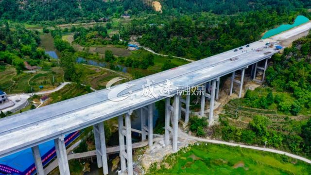 双向6车道!内江又一条高速公路即将通车,直通天府国际机场(图2) 双向6车道!内江又一条高速公路即将通车,直通天府国际机场(图2)