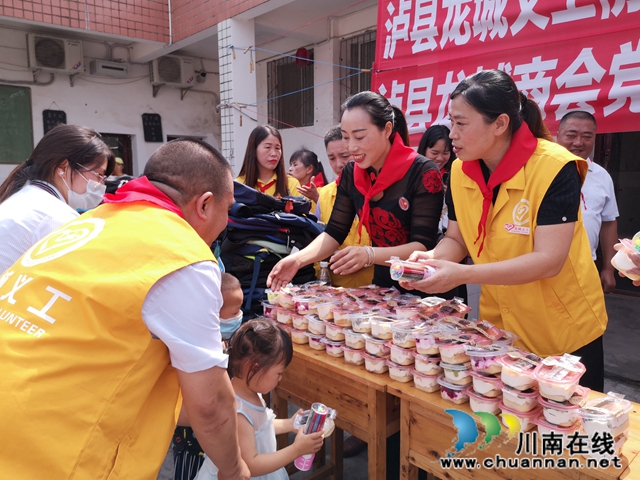 泸县潮河镇：关爱儿童，情暖校园