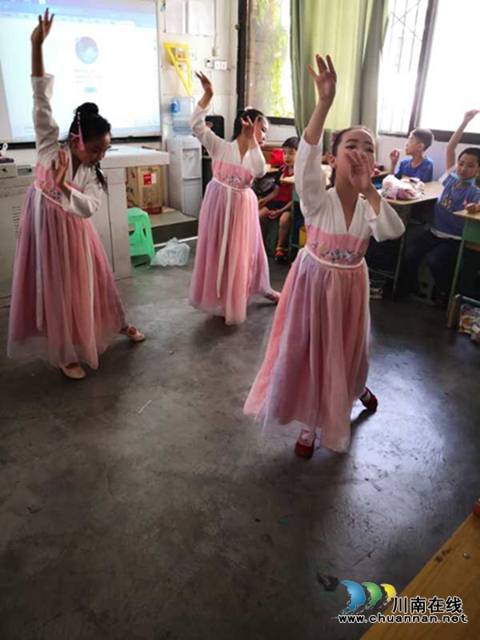 纳溪区逸夫实验小学：一次特殊的六一庆祝活动(图2)