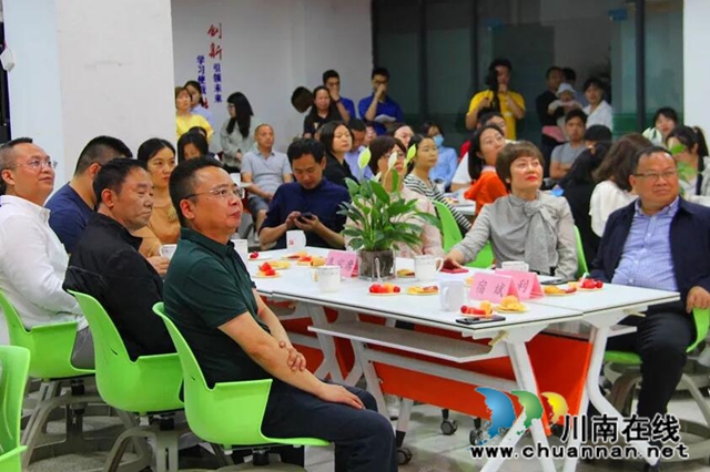 宜宾江安县：橙商有约解难题，服务企业添动力(图2)