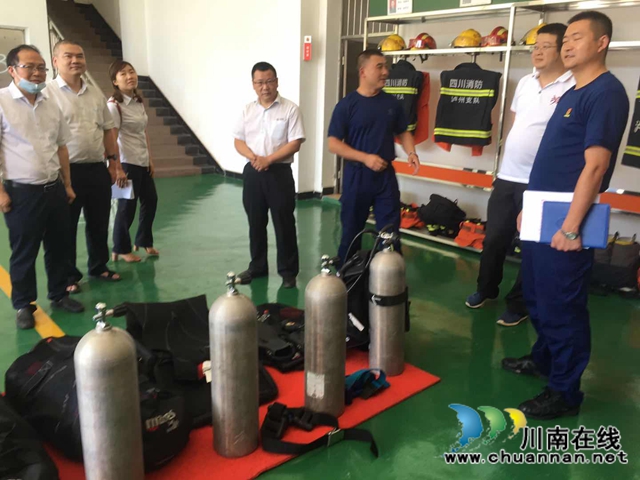 合江县消防救援大队组织开展消防队开放日体验活动