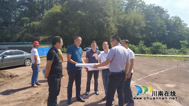 卓彬一行到合江县白米镇督导民政工作