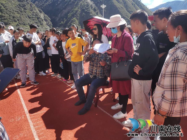 甘孜州雅江县：以检查促规范，以规范促提升(图2)