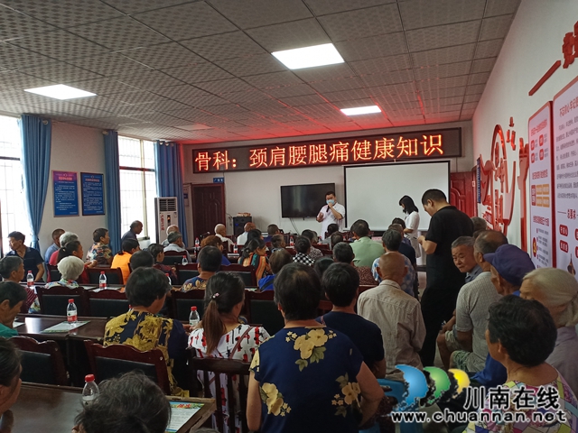 泸县海潮镇：健康服务满家园 关心关爱暖民心(图7)