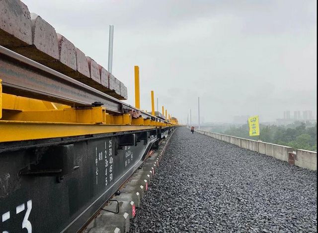 川南城际铁路开始铺轨！内自泸段明年建成通车(图6)