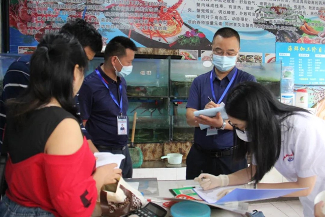 主动出击迅速行动！泸县市场监管局力保海鲜市场食品安全