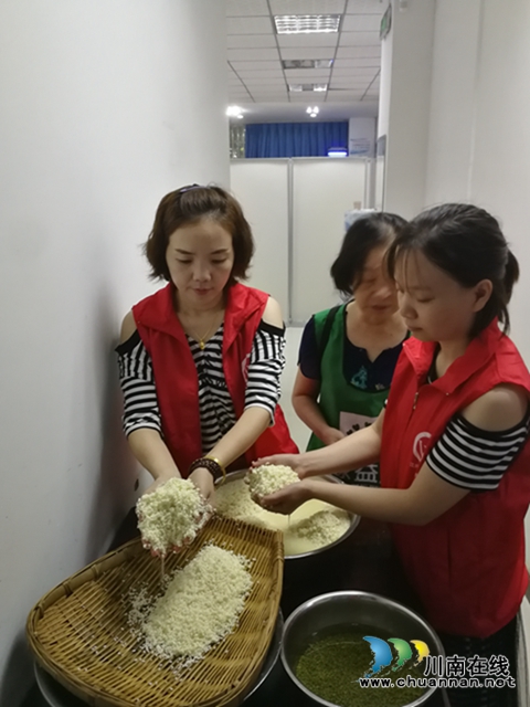 江阳区大山坪街道：安康端午乐融融 艾香粽情山岩脑(图4)