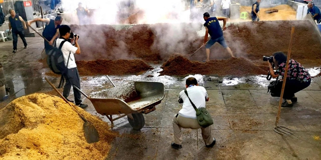 【聚焦】泸州白酒文化“巡香之旅”启航┃“大兵团作战”寻找“影”酒艺术封面大片 （009期）(图18)