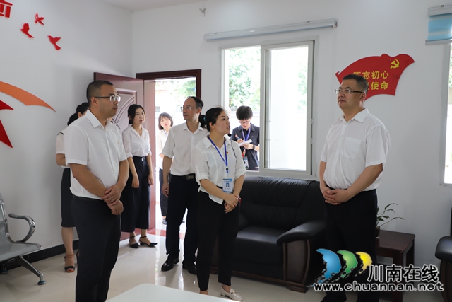 梁磊到泸县玉蟾街道调研基层党建、基层治理工作(图6)