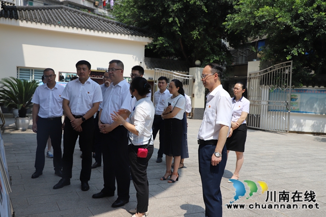 梁磊到泸县玉蟾街道调研基层党建、基层治理工作(图5)