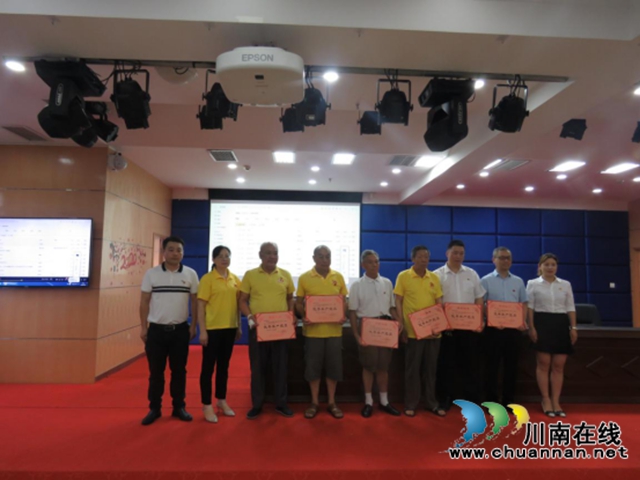 喜迎“七一”  龙马潭区红星街道红星社区献礼建党99周年