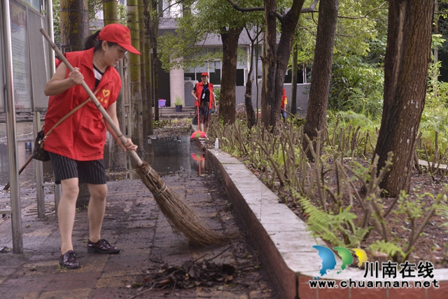 泸县建校开展“我爱建校，我为龙城校区建设做贡献”主题党日活动(图7)