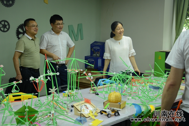 泸州市科协副主席张连俊带队调研龙马潭区玉带河学校科技教育工作(图4)