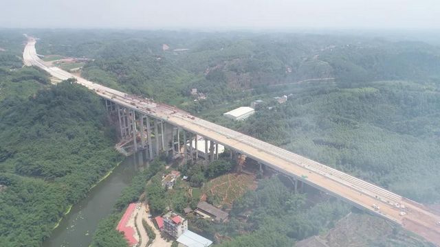 好消息!成宜高速宜宾段主线贯通,全线通车快了!(图3) 好消息!成宜高速宜宾段主线贯通,全线通车快了!(图3)