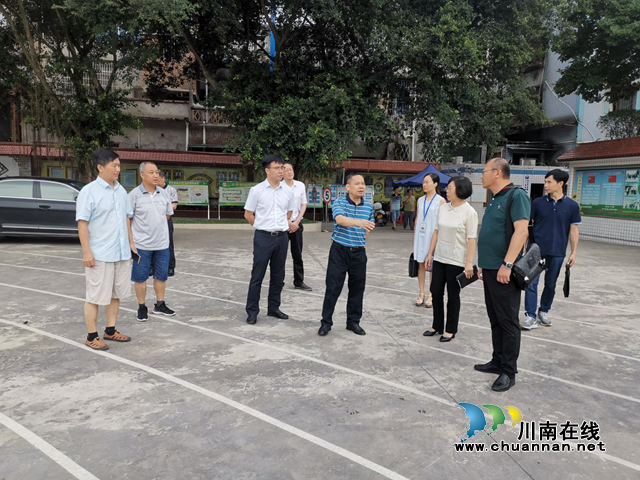 泸州市自然资源和规划局率队督查叙永县学校安全工作(图1)