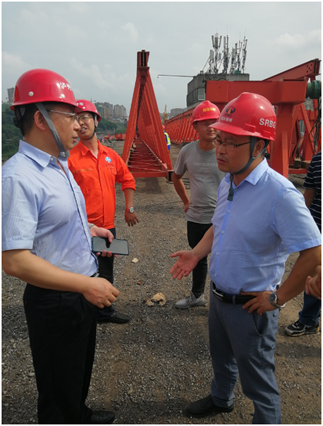 快来看！给长江大桥“做手术”有市场监管人员的身影