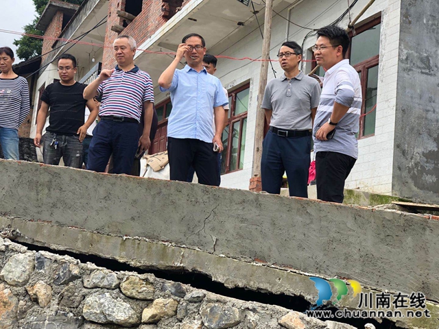 泸州市自然资源和规划局赴古蔺县实地督导检查地质灾害防治工作(图3)