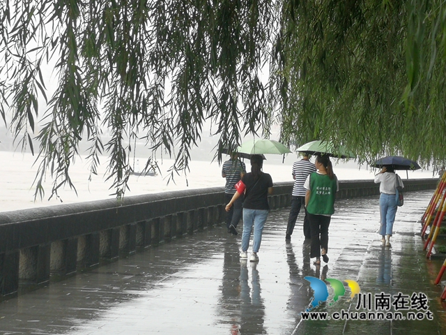 江阳区大山坪街道：绿益志愿在行动，防汛禁渔进行时