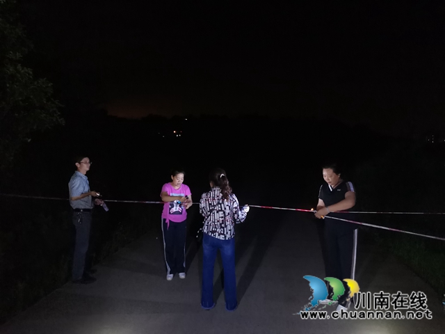 泸县玉蟾街道持续开展汛期隐患排查和环境卫生整治行动(图3)