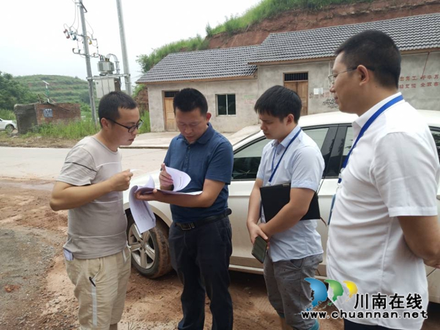 泸县食安办督察组到百和镇开展食品安全党政同责半年专项督查(图2)