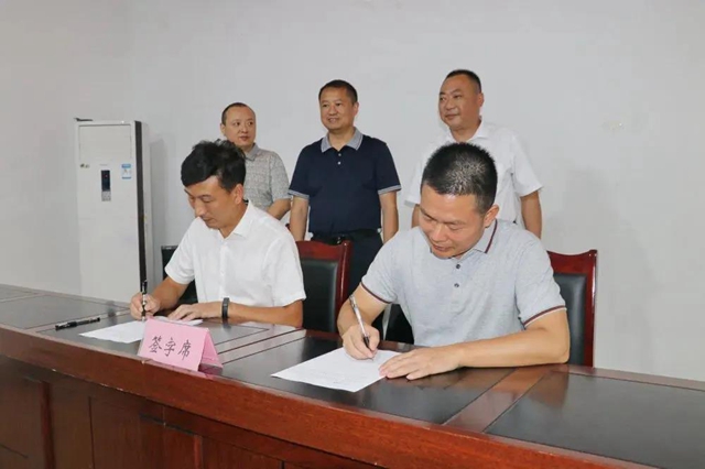 川渝首个联合调解室挂牌(图2)