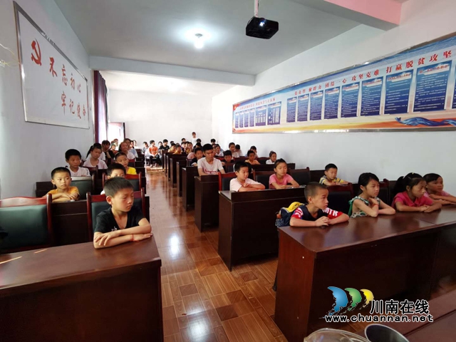 合江县凤鸣镇新洋村创新开启“假期课堂”(图2)