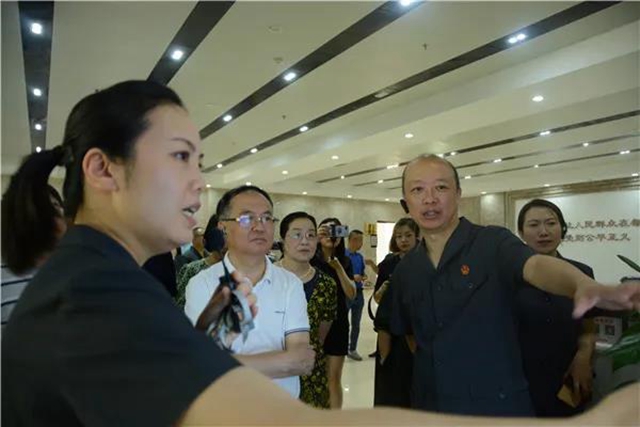 泸州市人大代表充分肯定江阳区诉源治理工作(图3)