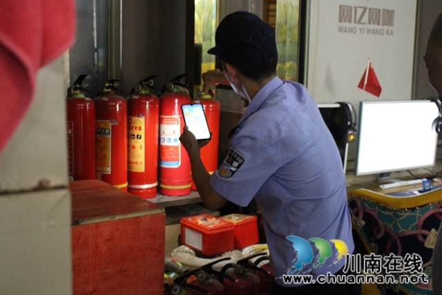 泸县玉蟾街道开展文化娱乐场所专项检查