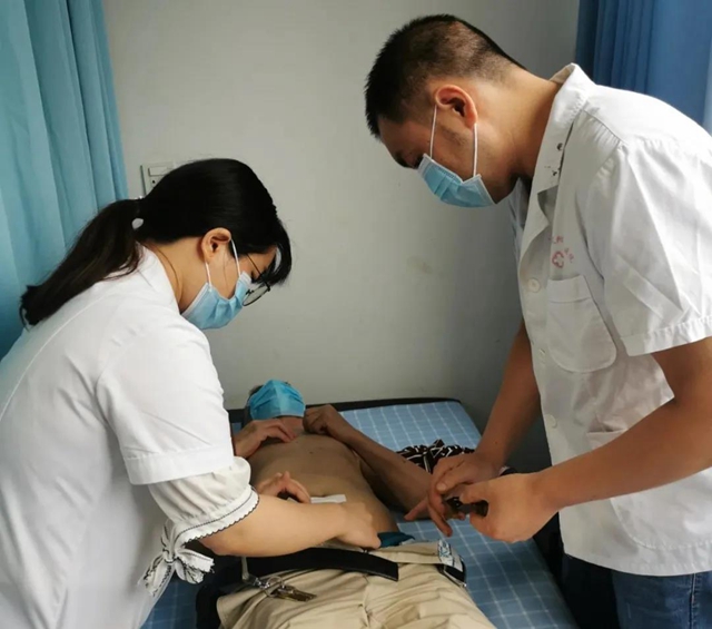 【围观】40度高温预警来袭，泸州这里最火热？(图11)