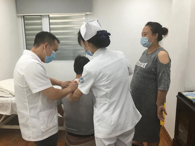 【围观】40度高温预警来袭，泸州这里最火热？(图14)