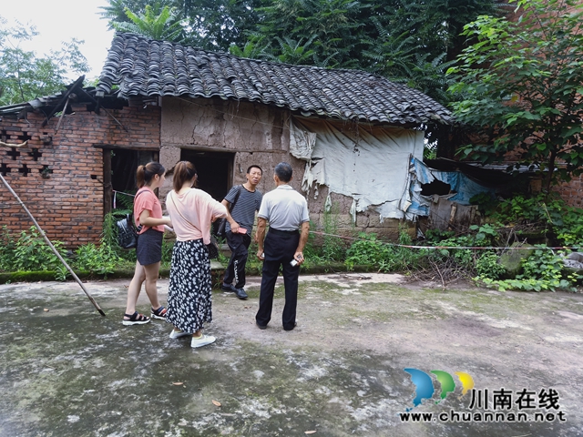 内江经开区靖民镇凉风社区 :扫黑除恶 网格员充当“侦察兵”