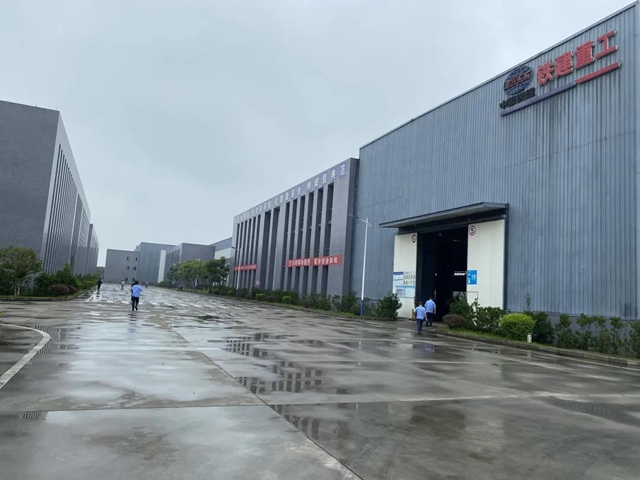 目标100亿！内江有家“高端零部件制造商”，轻轨、地铁、磁浮列车都需要它(图2)