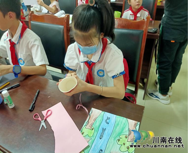 “环保绘画”！龙马潭区红星街道大驿坝社区开展暑期实践活动(图2)