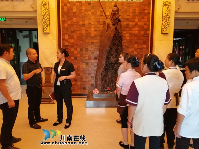 龙马潭区红星街道：积极应对第二轮洪锋过境(图5)