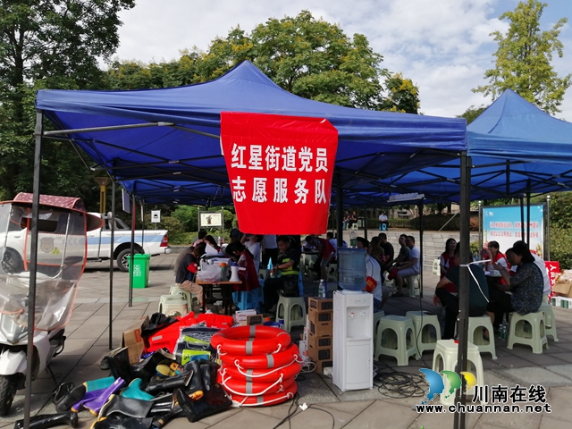 龙马潭区红星街道：初心，在抗洪一线绽放(图1)