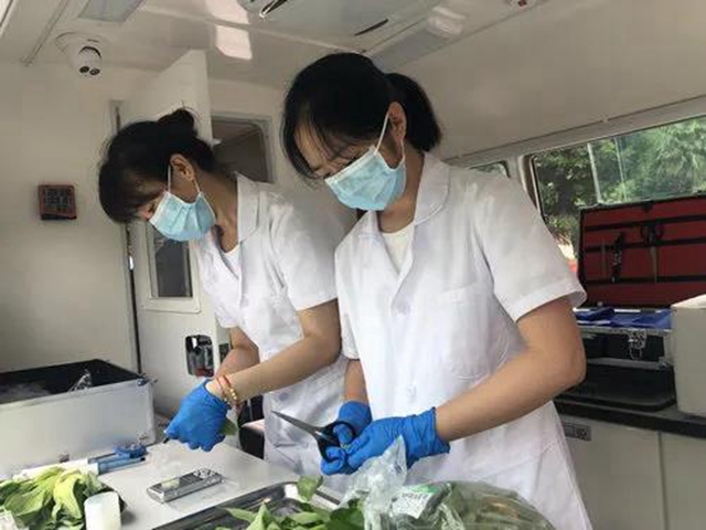 泸州开展2020年食品安全宣传周集中宣传活动(图2)