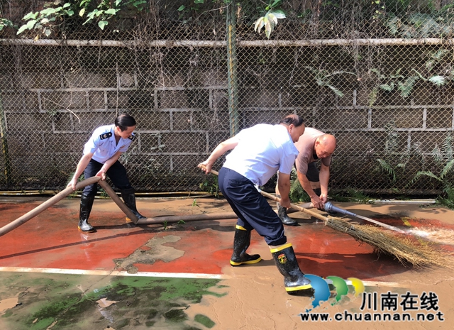 泸州税务筑起防汛减灾“蓝色防线”(图3)