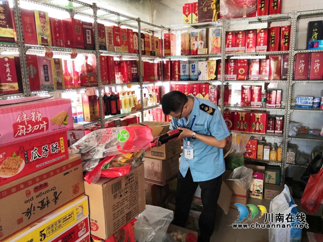 泸县立石市监所开展食品安全检查