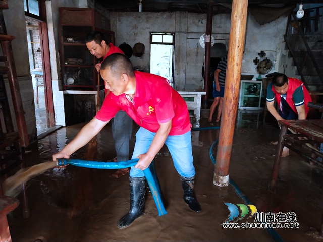 泸县太伏镇：洪水退去，他们留下一幅幅彩色风景！(图4)