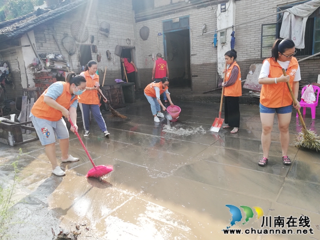 泸县太伏镇：洪水退去，他们留下一幅幅彩色风景！(图9)