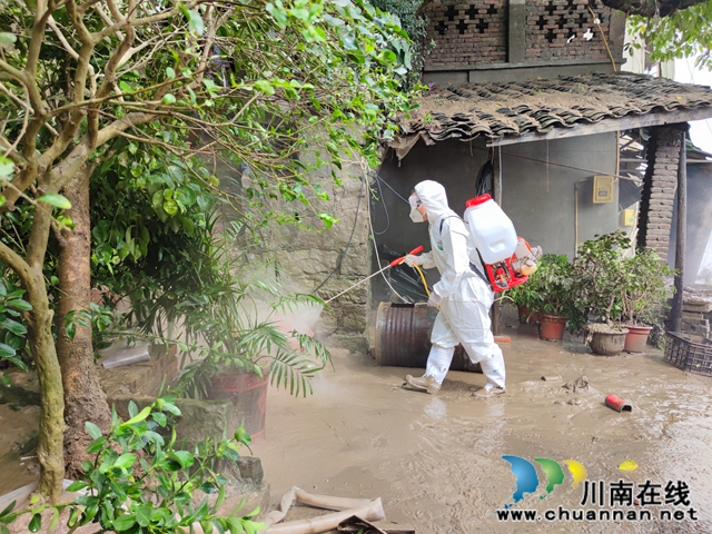 泸县太伏镇：洪水退去，他们留下一幅幅彩色风景！(图18)