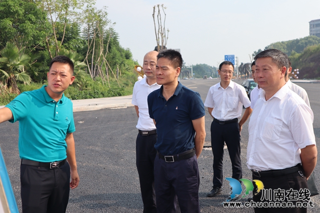 市委编办调研泸县云龙镇综合行政执法体系建设及优化机构编制资源配置工作