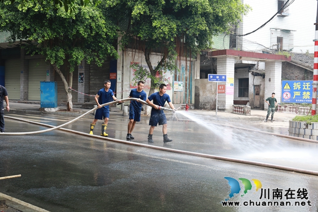 龙马潭：洪水退去 生产生活正有序恢复(图4)