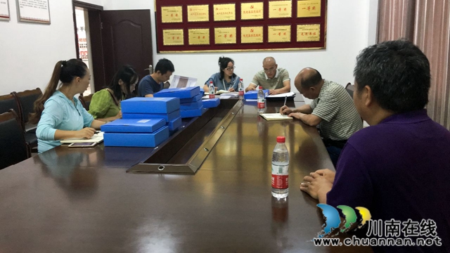 泸县安全生产第六督查组到玉蟾街道开展安全生产专项整治三年行动等重点工作督查