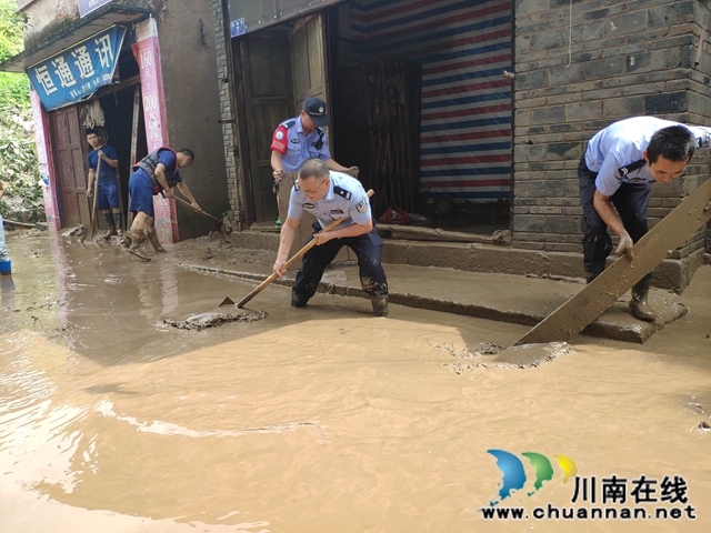 泸县太伏镇：人民至上 筑牢防洪抢险坚固防线(图7)