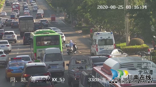 泸州交警：警医联动——合作共筑平安(图3)